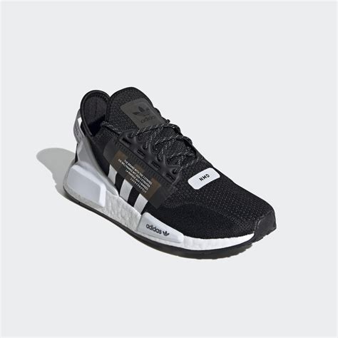 Adidas NMD r1 v2 women's